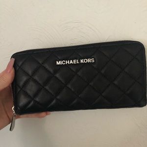 Michael Kors Hamilton quilted wallet